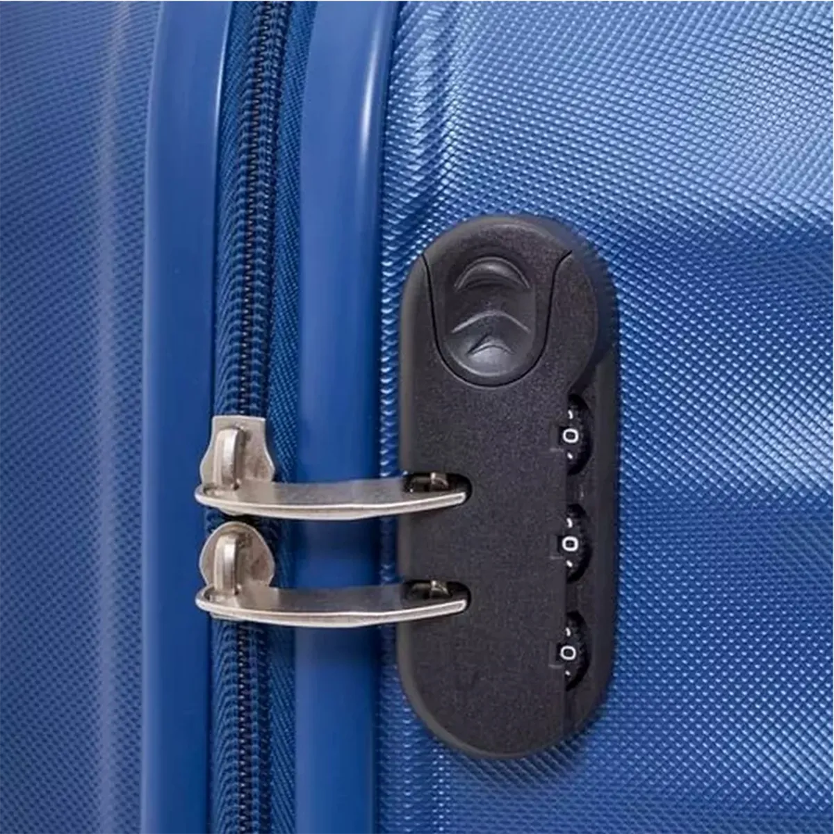 American Tourister Preston