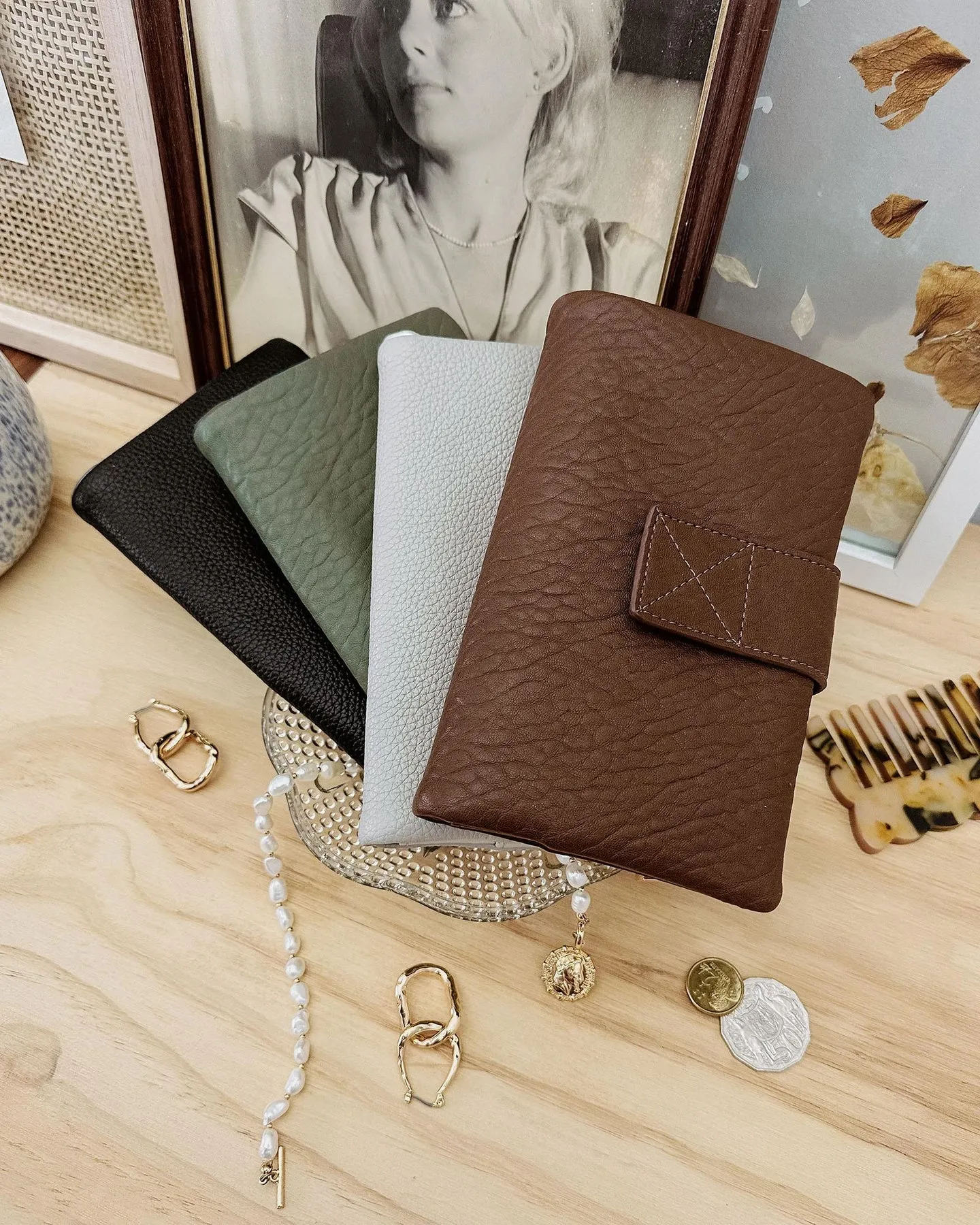 BAILEY WALLET KHAKI