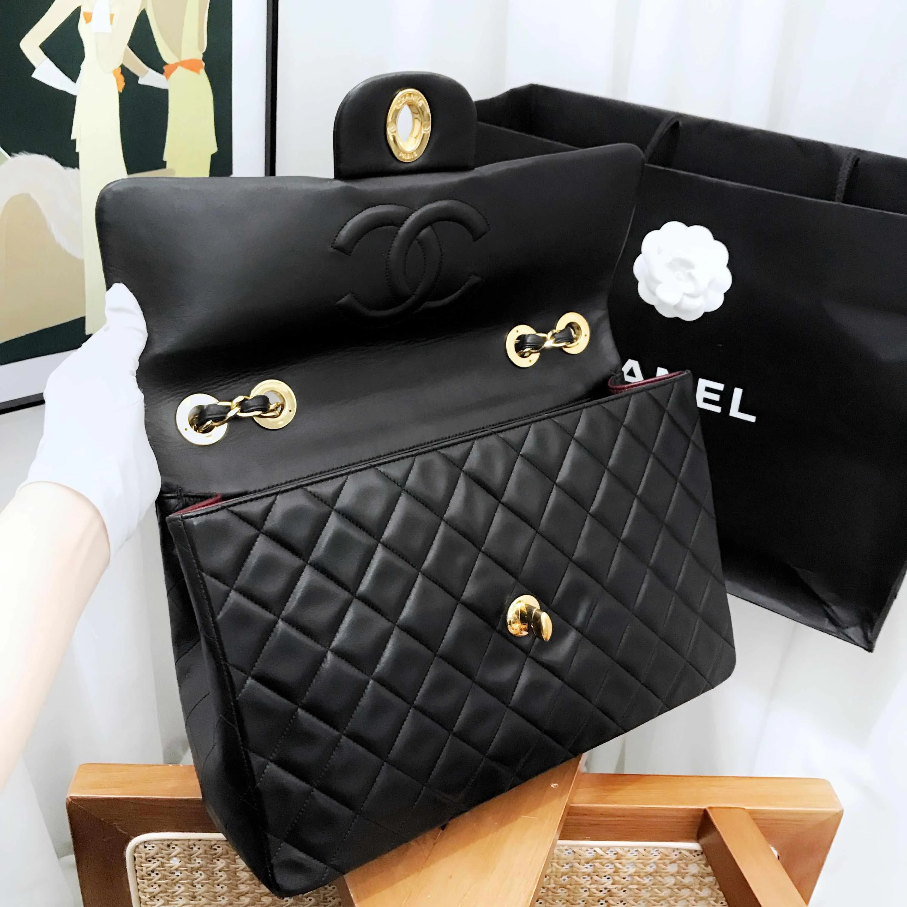 Chanel Black Vintage Classic Flap Bag Medium Quilted Leather Gold Hardware