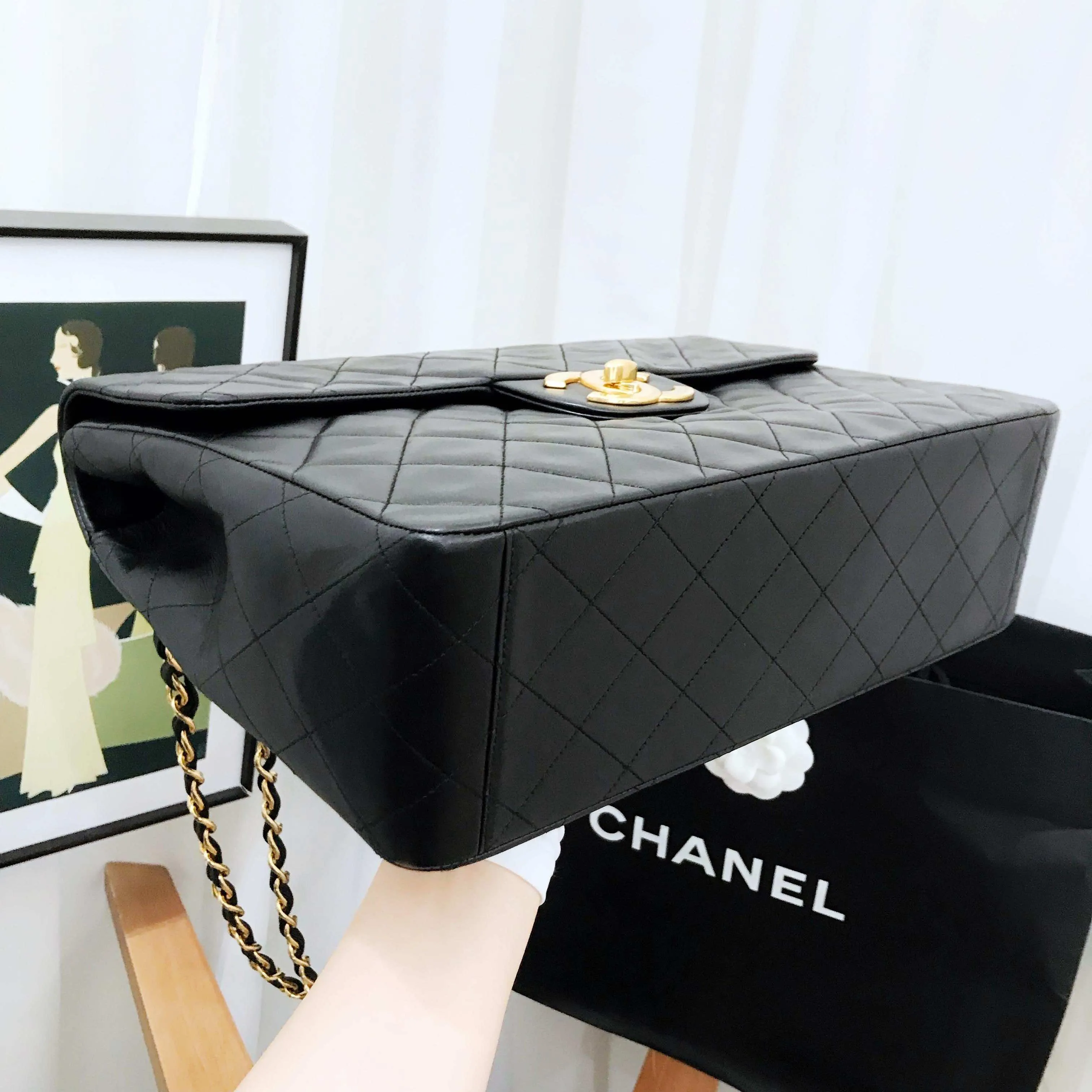Chanel Black Vintage Classic Flap Bag Medium Quilted Leather Gold Hardware