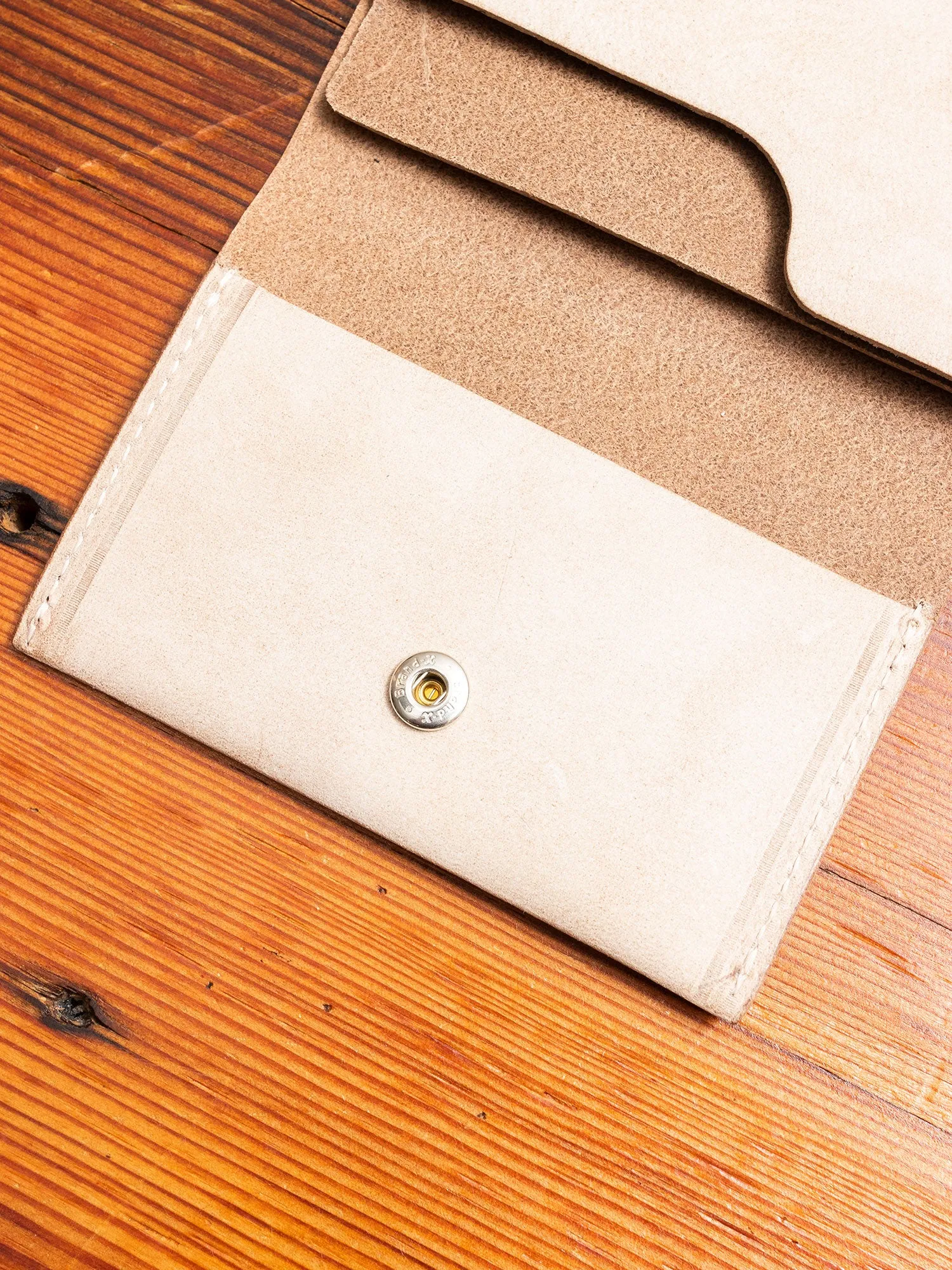 Compact Card Case in Ivory