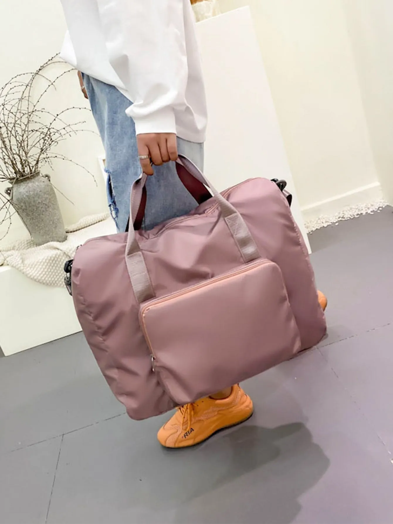 Minimalist Large Capacity Duffle Bag