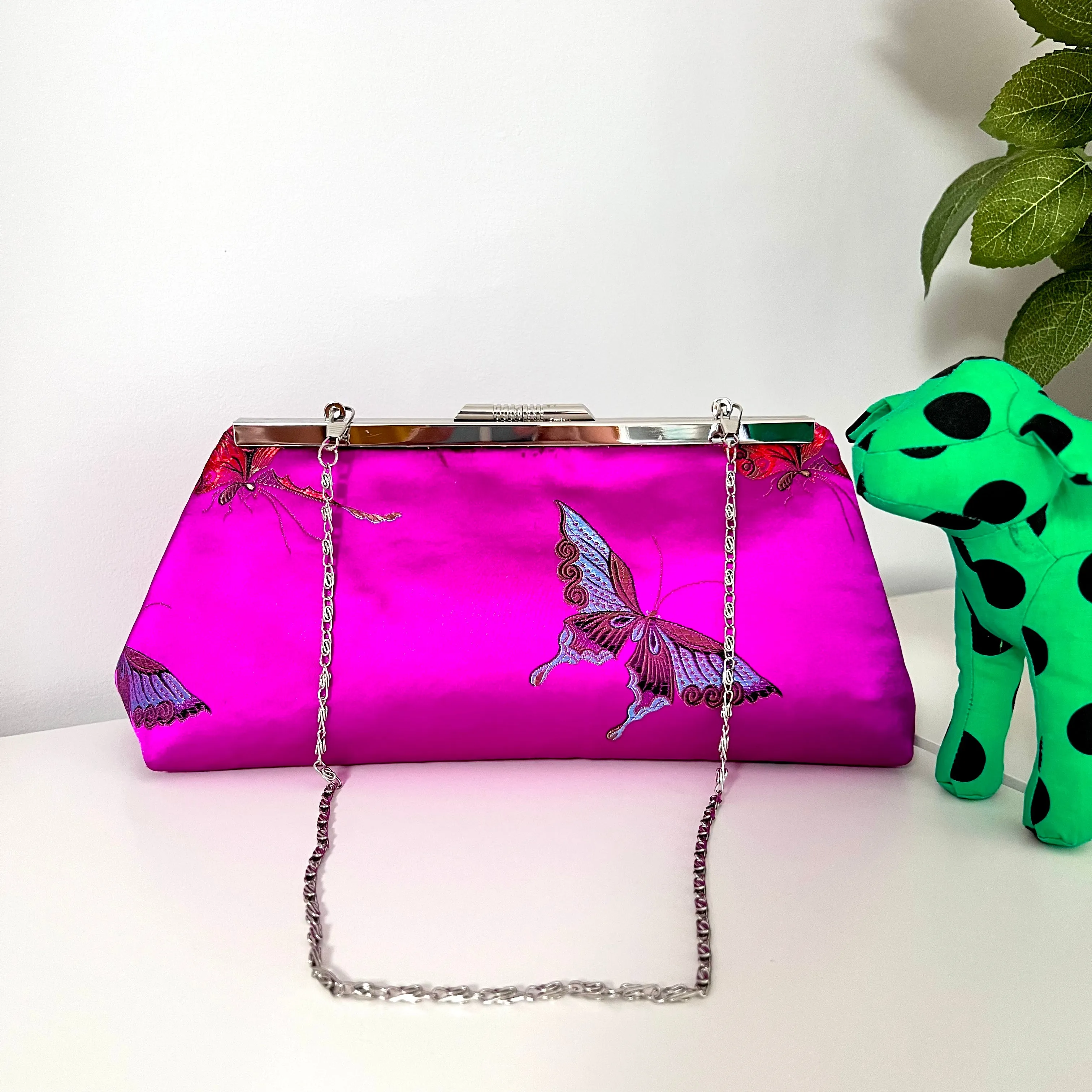 Silk clutch with silver frame and 24" chain - Butterfly