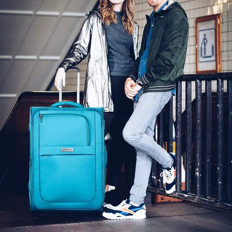 Single: Softsided Suitcase | Spacious Compartment & Safety Lock | 28 Inch | Turquoise