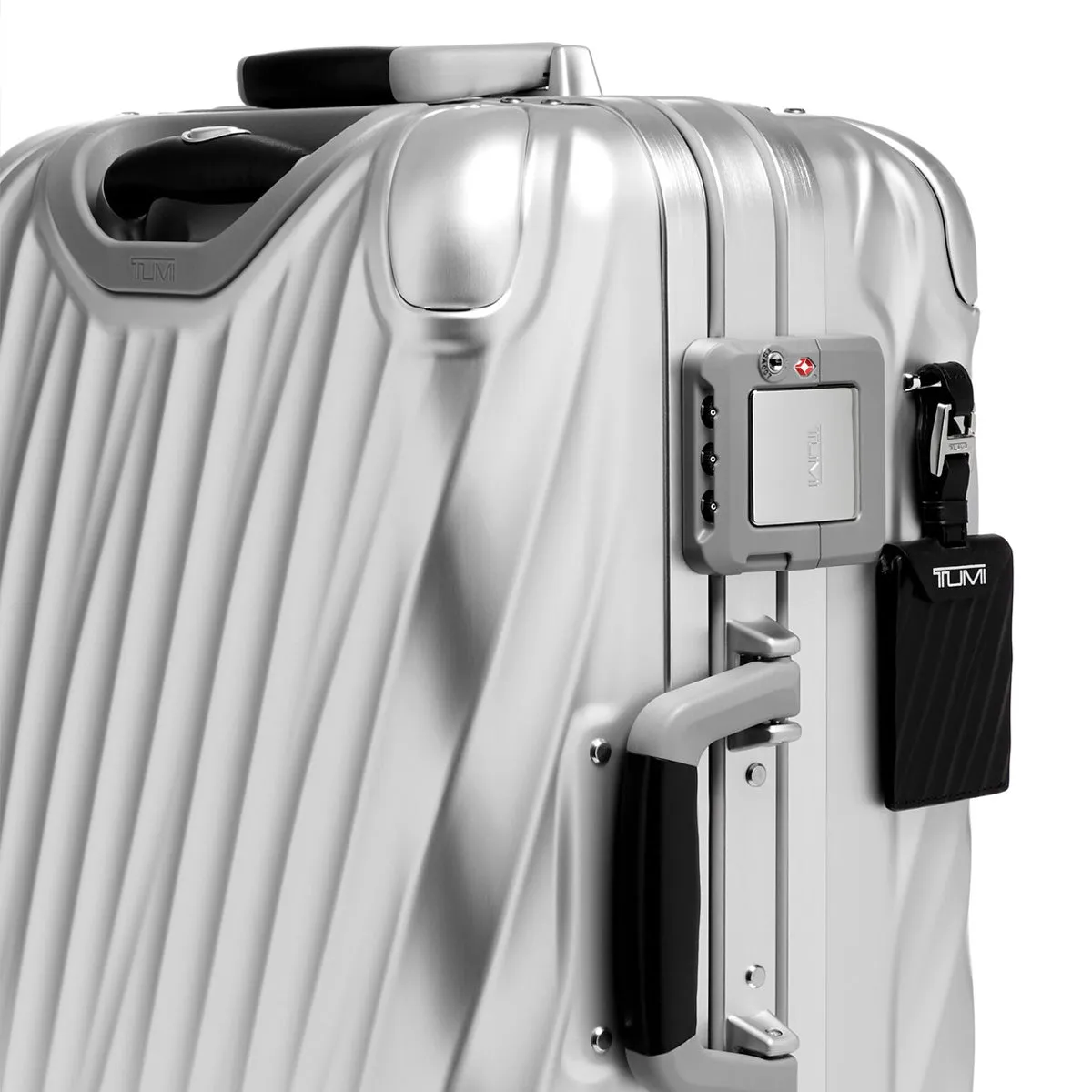 Tumi 19 Degree Aluminium International Expandable Carry-On