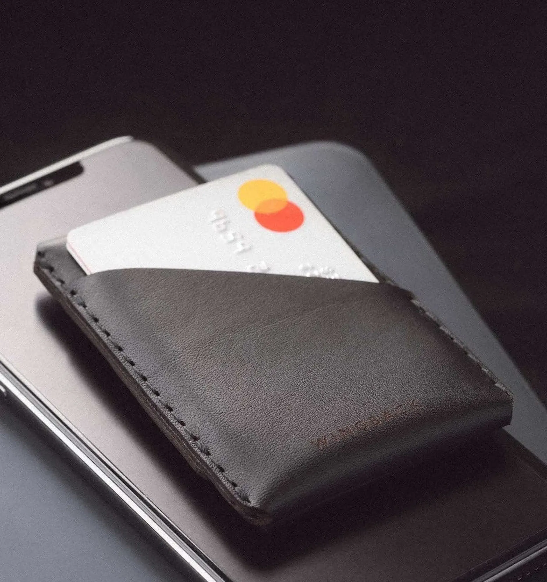 Wingback Winston Card Holder